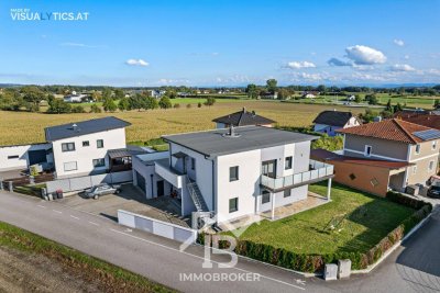 großzügige 3-Zimmer-Wohnung mit Dachterrasse und Garten!