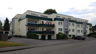 Stilvolle, gepflegte 1-Zimmer-Wohnung mit Einbauküche in Solingen