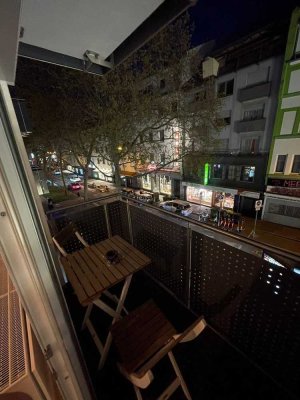 Zuhause mit zwei Zimmern mitten in der Frankfurter Altstadt zum 01.07.26
