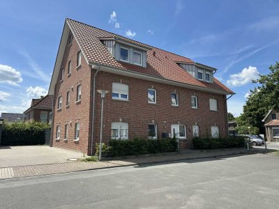 stilvolle 2-Zimmer-Erdgeschosswohnung mit Einbauküche und Stellplatz