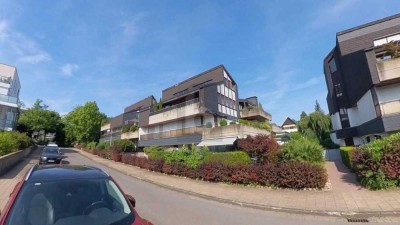 CHARMANT MIT TERRASSE