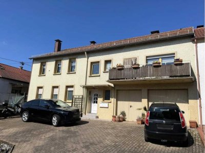 3 Zimmer Erdgeschosswohnung in Schmelz mit Garten