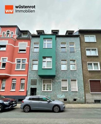 Große DG-Wohnung über 2 Etagen, WG-tauglich, in zentraler Lage von Frohnhausen - sofort frei