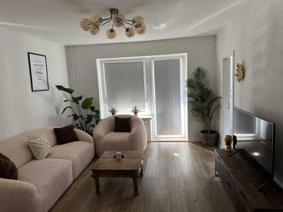 Moderne Möblierte 2-Zimmer-Wohnung mit Küche - sofort verfügbar