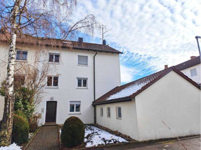 Sanierungsbedürftige 2-Zimmer-Dachgeschosswohnung in zentraler Lage von Fellbach