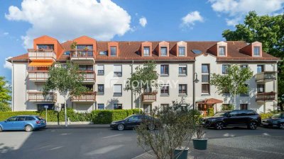 Lichtdurchflutete Dachgeschosswohnung mit Balkon und Tiefgaragenstellplatz