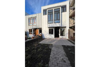 Brüser Berg: schickes lichtdurchflutetes renoviertes Stadthaus in zentraler ruhiger Lage