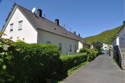 Doppelhaushälfte mit Garten für Handwerker