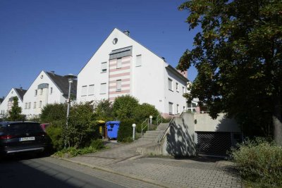 +++ 3-Raum-Maisonettewohnung mit PKW-Stellplatz in Grüna in ruhiger Wohnlage +++