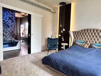 Traumhaftes tlw. möbliertes Zimmer