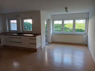 Ansprechende 1,5-Zimmer-Souterrain-Wohnung mit Einbauküche in Ubstadt-Weiher