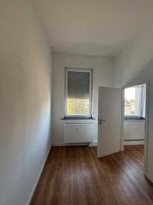 Kernsanierte 2 Zimmer Wohnung im Herzen von Mönchengladbach