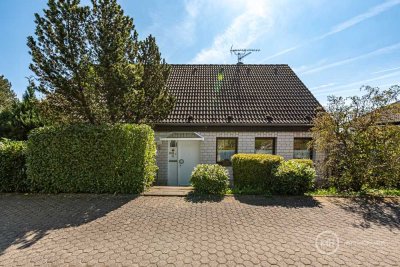 MANNELLA *Charmantes Einfamilienhaus in Höhenlage von Seelscheid* Wohnen mit Weitblick.