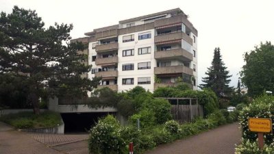***Penthaus-Wohnung mit herrlicher Fernsicht und großer Dachterrasse***