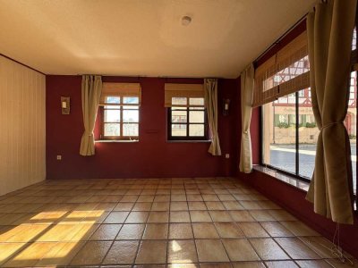 Großartige Erdgeschosswohnung mit Einbauküche, Fußbodenheizung & "Home-Spa-Infrarotkabine"