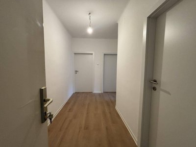 helle 2-Zimmer-Wohnung mit Süd-Loggia