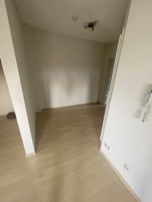 Attraktive 3,5-Zimmer-Wohnung mit Balkon und EBK in Angelbachtal