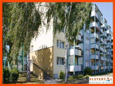 1-Raum-Wohnung mit großem Westbalkon! Aufzug // Separate Küche // Dusche!