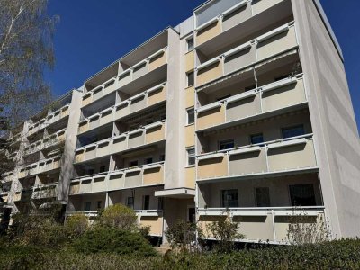 Attraktive 3 RWG, sofort bezugsfrei u. möbliert zu verkaufen - ruhige Lage