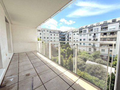 Leystraße | Gut aufgeteilte 3 Zimmer Wohnung mit Loggia und viel Potential