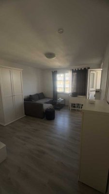 Helle 1-Zimmer Wohnung mit Balkon im 4. OG in Sindelfingen