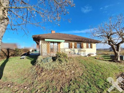 Bungalow in Ruhelage mit großem Grundstück