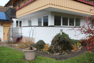 Schöne 3-Zimmer-Erdgeschosswohnung mit EBK in Oberstaufen