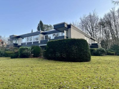 Wohnen am Alsterlauf auf Parkgrundstück - Haus-im-Haus Charakter