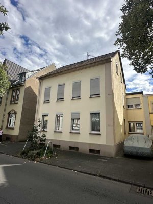 " Neuer Vermieter gesucht" Mehrfamilienhaus mit Hofhaus & Garage in Solingen Ohligs!