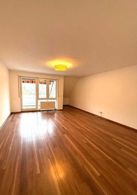 Helle 3-Zimmer-Maisonnettenwohnung in zentraler Lage von Neckargartach