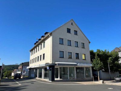 Erstbezug nach Kernsanierung- lichtdurchflutete Wohnung im Zentrum von Wissen!
