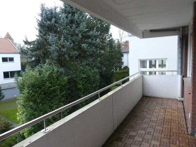 Gepflegte 2-Zimmer Wohnung im 2. OG mit Balkon im Kreuzviertel