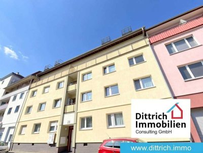 Schön renovierte 2-Zi.-Whg. mit EBK, Balkon in Pforzheim- Zentrumsnah