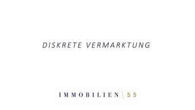 Diskrete Vermarktung: Stilvolle Zweifamilienvilla mit großem Grundstück in Bestlage