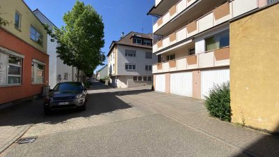 Pforzheim: Stilvoll sanierte Dachgeschosswohnung – Einziehen und genießen