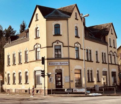 Sanierungsfähiges Wohn- und Geschäftshaus in guter Lage