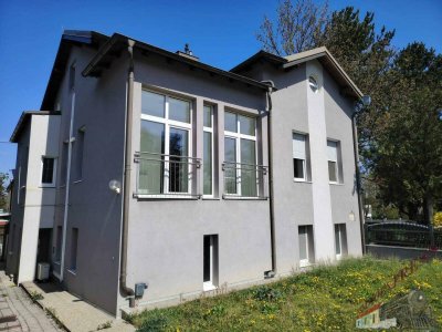 Tolles Mehrfamilienhaus bietet vielfache Nutzungsmöglichkeit auf 3 Etagen – zentrale Lage!