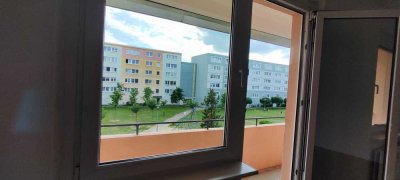 Helle 2 Zimmerwohnung mit Fahrtstuhl und Balkon