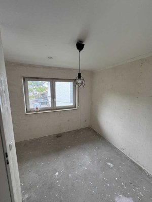 Freundliche 3-Zimmer-Erdgeschosswohnung mit Balkon in Hennef