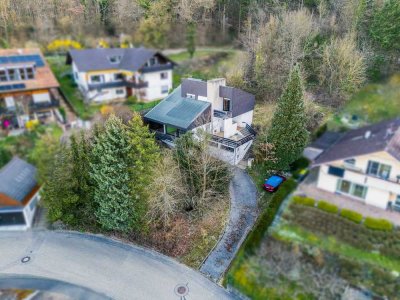 freistehendes Einfamilienhaus auf großzügigem Grundstück