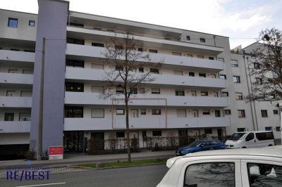 4 Zimmer Wohnung mit Balkon und Stellplatz