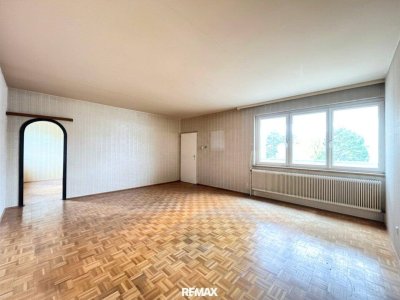 Großzügige 3,5-Zimmer-DG-Wohnung mit Balkon in Mödling – renovierungsbedürftig, 107 m², €299.000