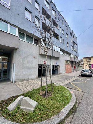 Moderne 1-Zimmer Anlegerwohnung mit Garage!