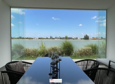 PREISREDUKTION! EXKLUSIVER BUNGALOW AM SEE - ERSTE REIHE MIT TRAUMHAFTEM AUSBLICK