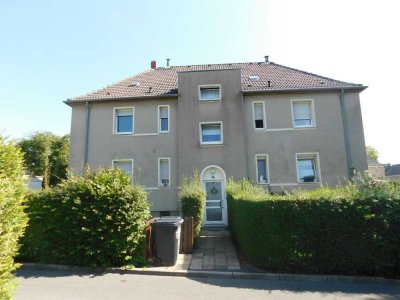 Sanierte 3-Zimmer-Wohnung im EG mit eigenem Mietergarten