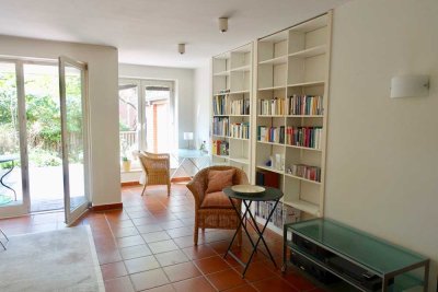 Schöne 2-Zimmer-EG-Wohnung mit Terrasse in Deichnähe