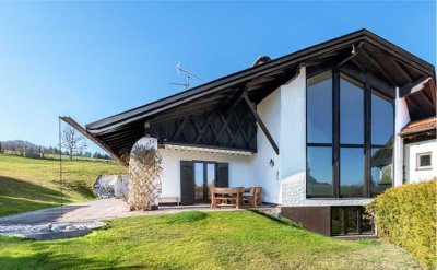 Landhaus mit Alpenblick: Neu saniertes Landhaus mit Einliegerwohnung