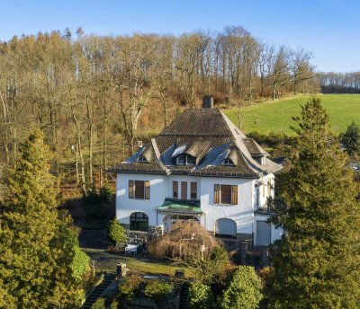 Fabrikantenvilla auf großem Parkgrundstück