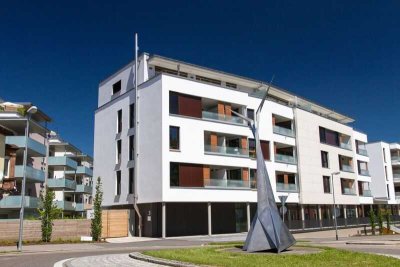 Exklusives Penthouse: Modernes Wohnen mit 2 Dachterrassen, 2 TG-Stellplätzen & 2 Kellern, Stadtmitte