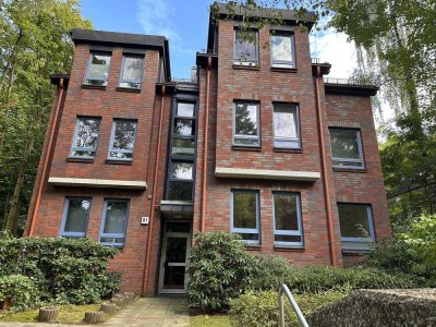 Helle Maisonette-Wohnung, 3 Zimmer mit Galerie, Südbalkon, Kamin, inkl. Garage in HH-Marienthal